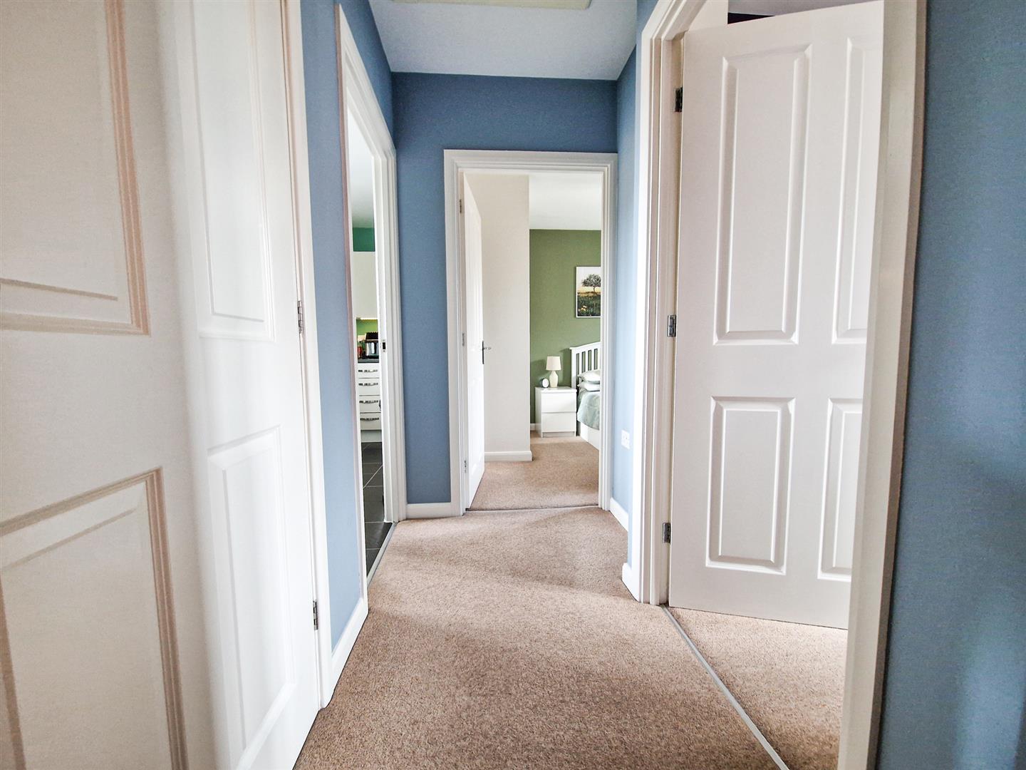 Lindrick Close, Great Denham